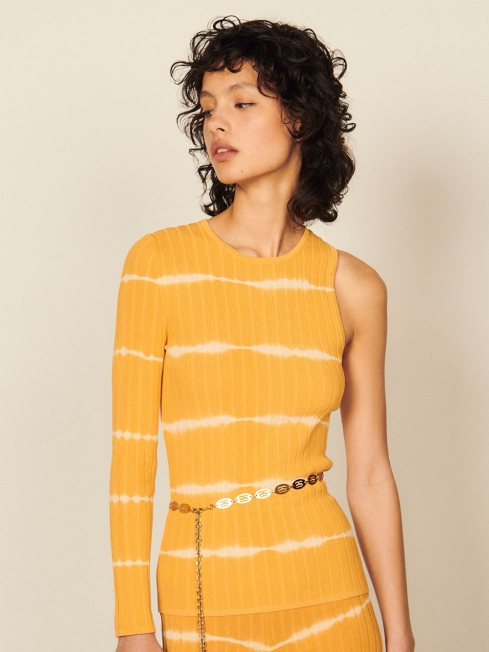 Sandro Bali One-sleeve Striped Ribbed-knit Top In clementine